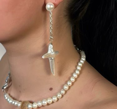 Cross of the Pearl Earrings