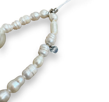 RADIANCE PHONE CHARM